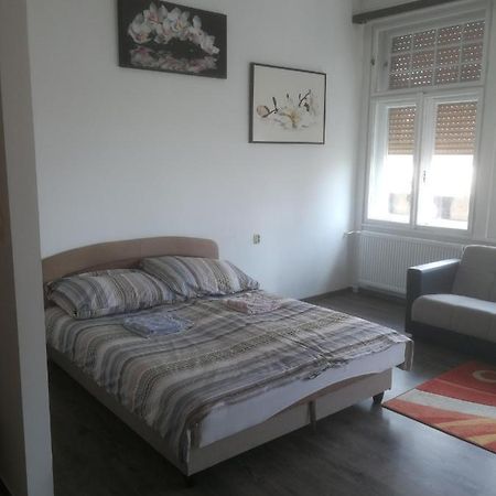 Next Door Apartment Βουδαπέστη Εξωτερικό φωτογραφία