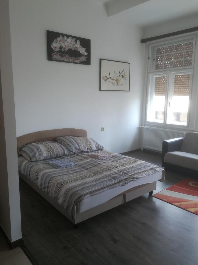 Next Door Apartment Βουδαπέστη Εξωτερικό φωτογραφία